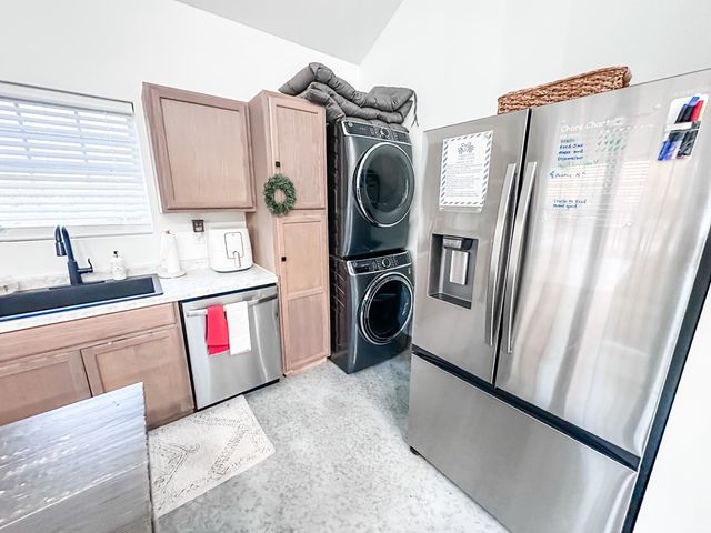 541 Malvern Loop, Slocomb, AL 36375