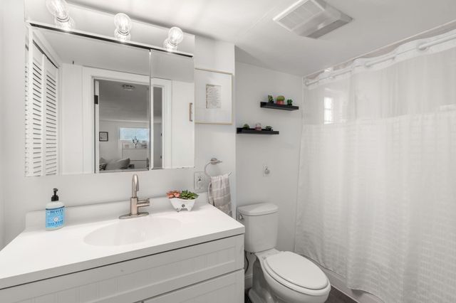 26 Wallis Street 1, Beverly, MA 01915