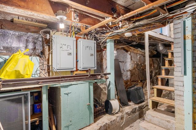 26 Wallis Street 1, Beverly, MA 01915