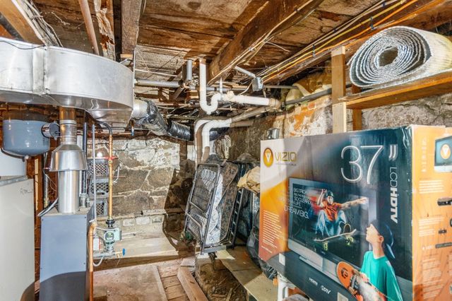 26 Wallis Street 1, Beverly, MA 01915