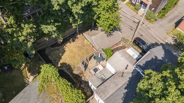 26 Wallis Street 1, Beverly, MA 01915