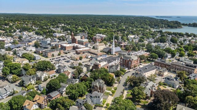 26 Wallis Street 1, Beverly, MA 01915