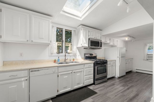26 Wallis Street 1, Beverly, MA 01915