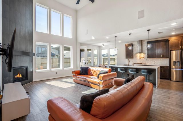 31539 Beacon Cove Trail, Fulshear, TX 77441