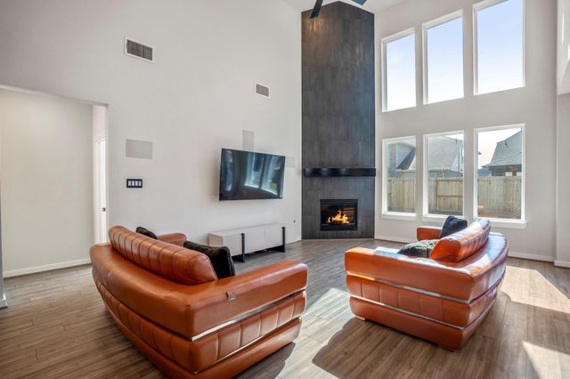 31539 Beacon Cove Trail, Fulshear, TX 77441