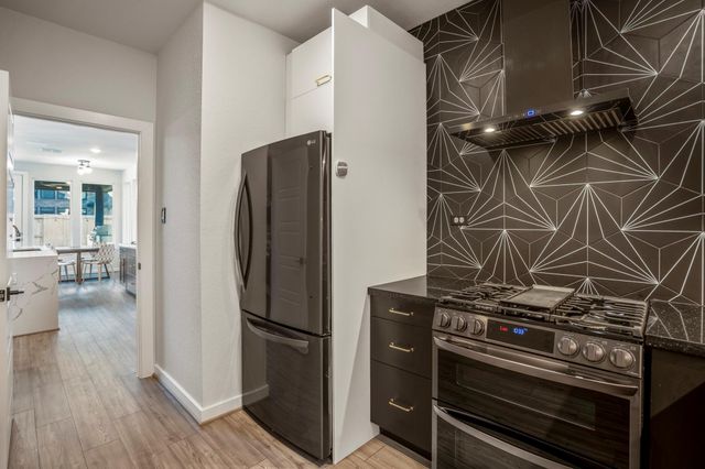 31539 Beacon Cove Trail, Fulshear, TX 77441