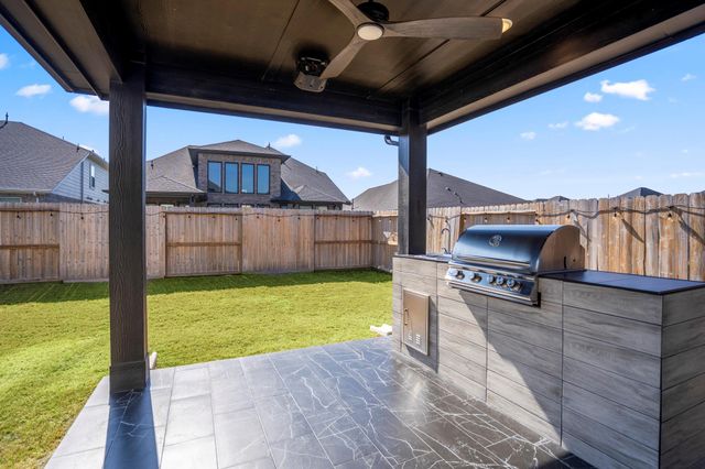 31539 Beacon Cove Trail, Fulshear, TX 77441