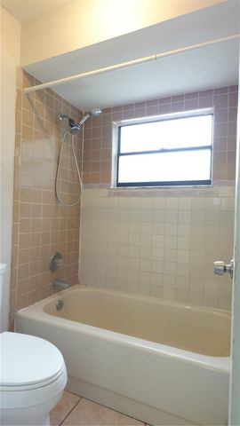 7818 CAPWOOD AVENUE, Temple Terrace, FL 33637