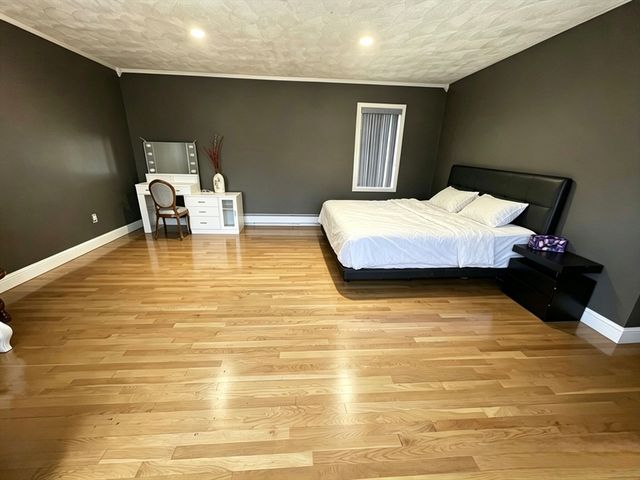 52 Clarendon St, Malden, MA 02148