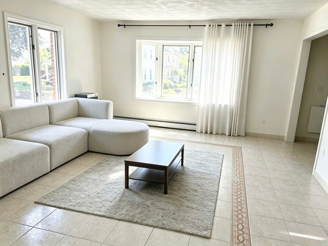 52 Clarendon St, Malden, MA 02148