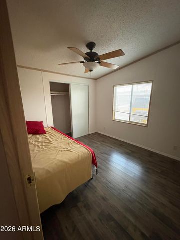 2400 E BASELINE Avenue 22, Apache Junction, AZ 85119
