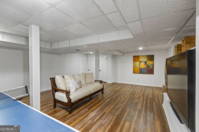 1595 Sandpoint Drive NE, Roswell, GA 30075