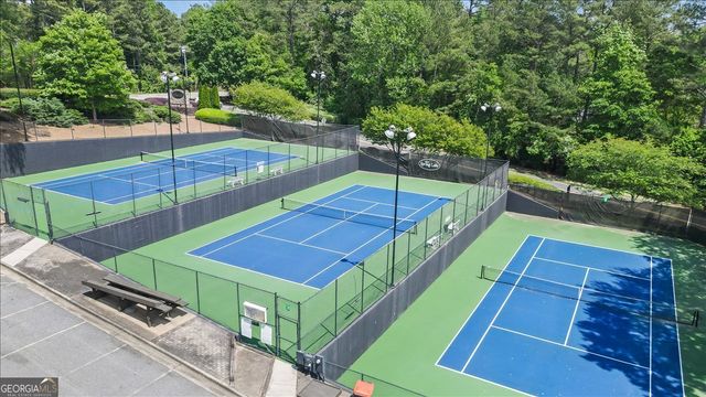 1595 Sandpoint Drive NE, Roswell, GA 30075