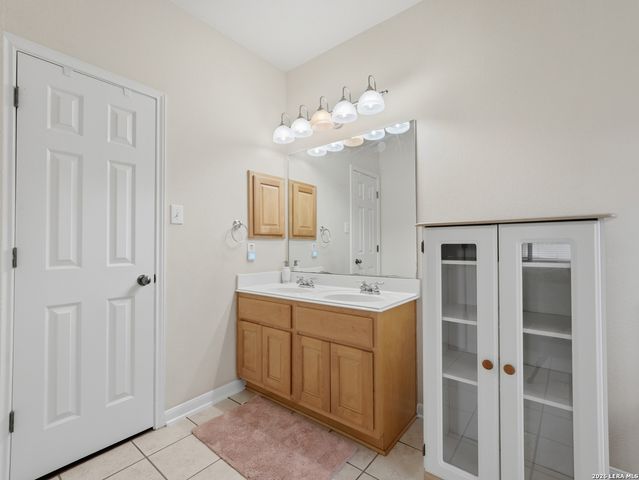 127 MIRROR LK, San Antonio, TX 78260