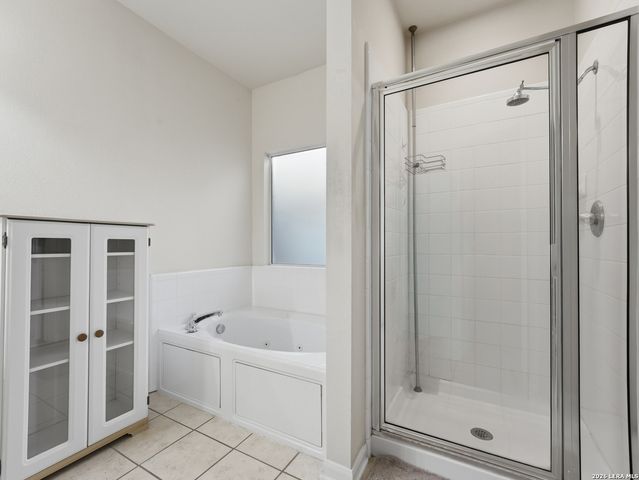 127 MIRROR LK, San Antonio, TX 78260