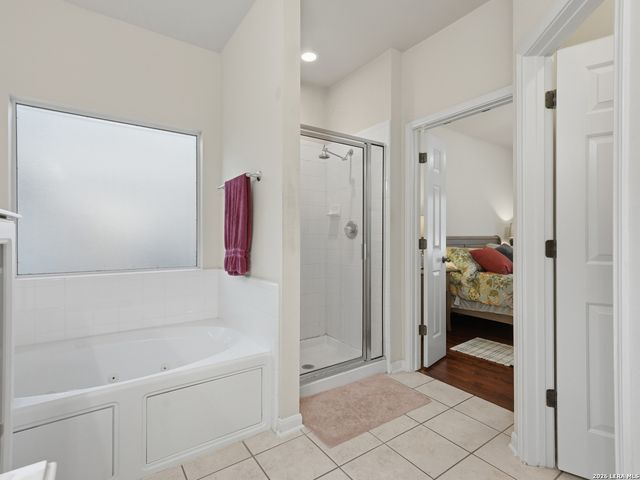 127 MIRROR LK, San Antonio, TX 78260