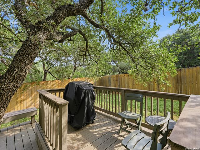 127 MIRROR LK, San Antonio, TX 78260
