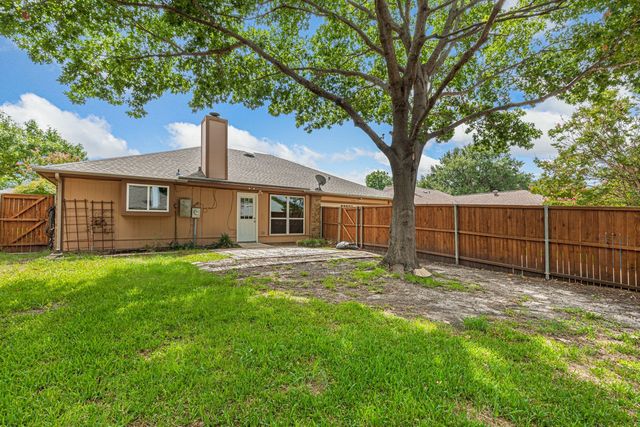 3705 Remington Drive, Rowlett, TX 75088