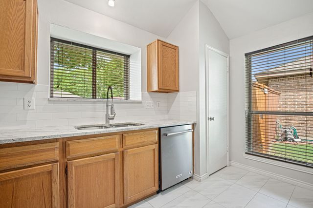 3705 Remington Drive, Rowlett, TX 75088