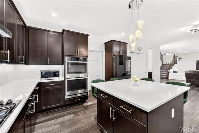 214 Liberty Valley Drive, Foristell, MO 63348