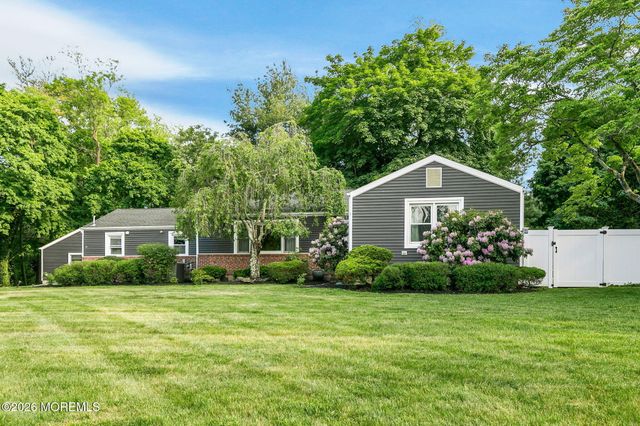10 Tilton Road, Middletown, NJ 07748