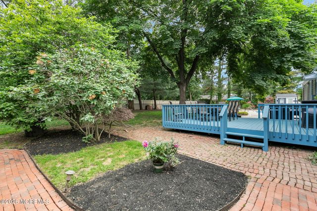 10 Tilton Road, Middletown, NJ 07748