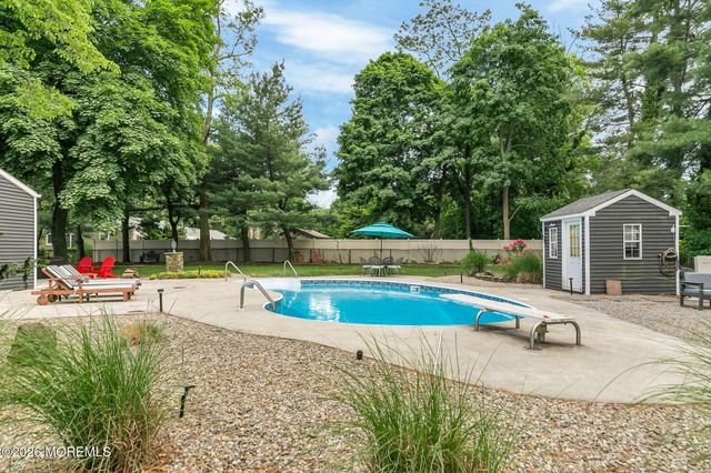 10 Tilton Road, Middletown, NJ 07748