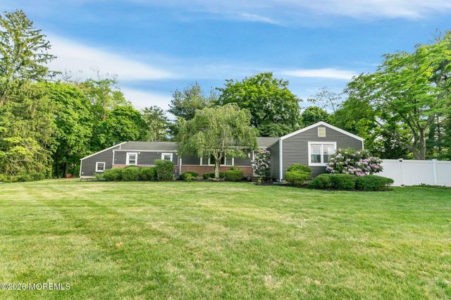 10 Tilton Road, Middletown, NJ 07748