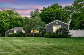 10 Tilton Road, Middletown, NJ 07748