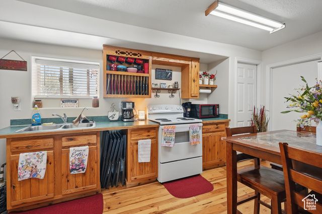 2490 S STATE ST, Springville, UT 84663