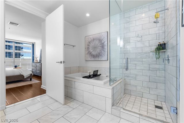 4471 Dean Martin Drive 305, Las Vegas, NV 89103