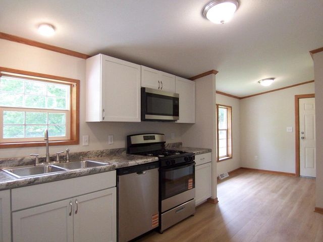 103 J P COURT, Eden, WI 53019