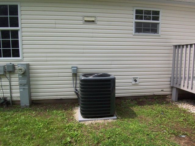 103 J P COURT, Eden, WI 53019