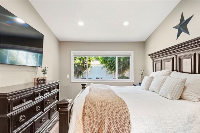 8492 E Saratoga Street, Anaheim Hills, CA 92808