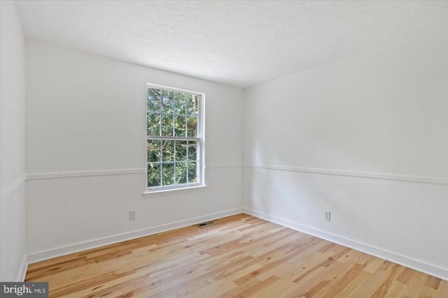 34 DORCHESTER CIR, Marlton, NJ 08053