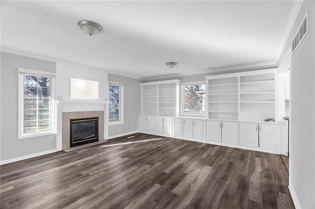 3412 S Emery Street, Independence, MO 64055