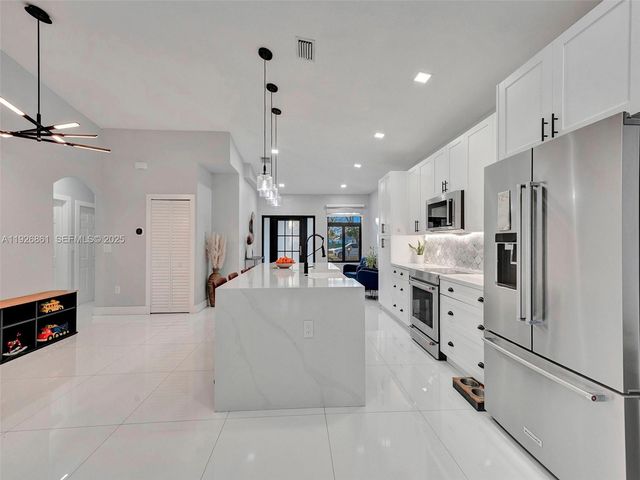 19901 NW 77th Ct 0, Hialeah, FL 33015