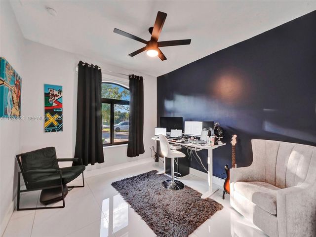 19901 NW 77th Ct 0, Hialeah, FL 33015