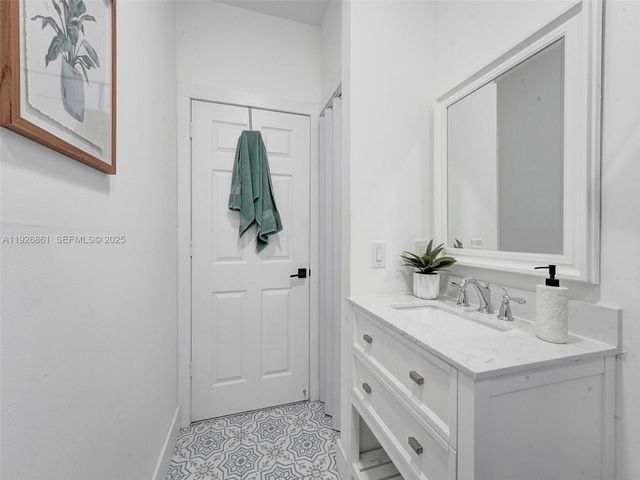 19901 NW 77th Ct 0, Hialeah, FL 33015