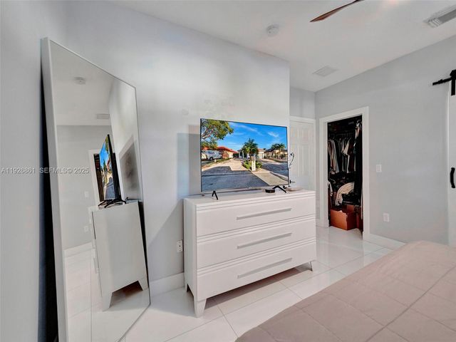 19901 NW 77th Ct 0, Hialeah, FL 33015