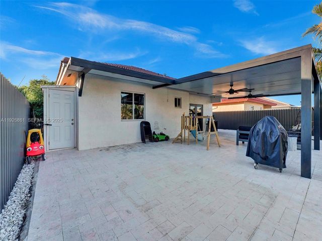 19901 NW 77th Ct 0, Hialeah, FL 33015