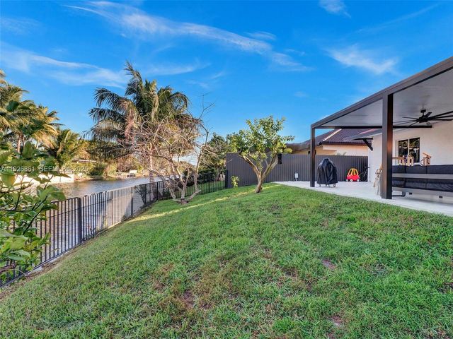 19901 NW 77th Ct 0, Hialeah, FL 33015