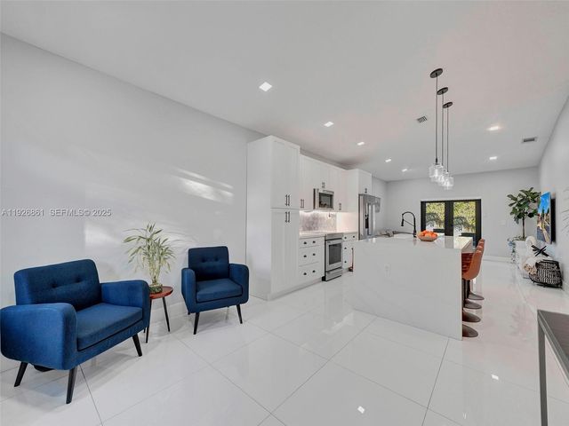 19901 NW 77th Ct 0, Hialeah, FL 33015