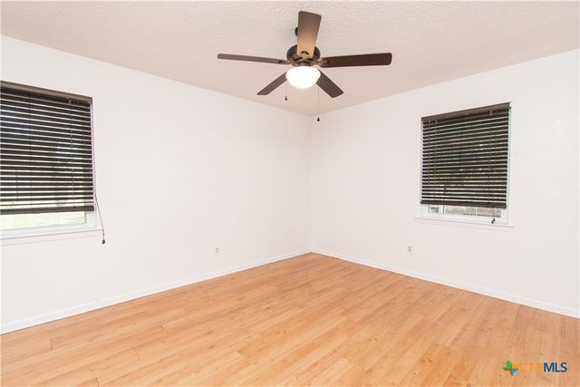 1201 Hughes Avenue, Copperas Cove, TX 76522