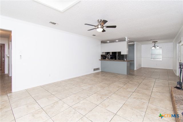 1201 Hughes Avenue, Copperas Cove, TX 76522