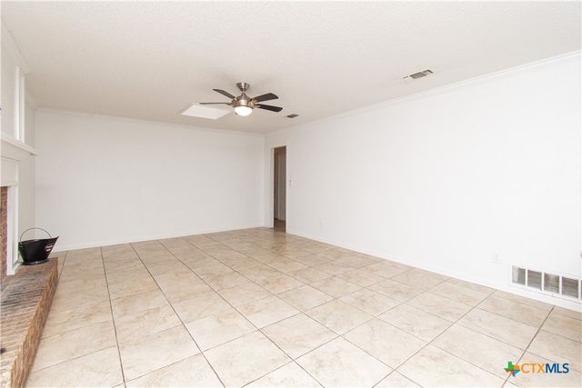 1201 Hughes Avenue, Copperas Cove, TX 76522