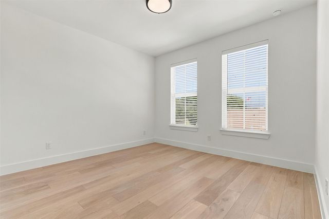 5339 Larkin Street A, Houston, TX 77007