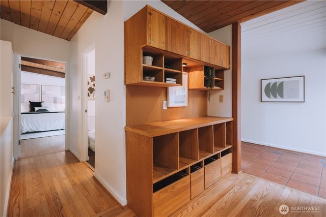 11323 Durland Place NE, Seattle, WA 98125