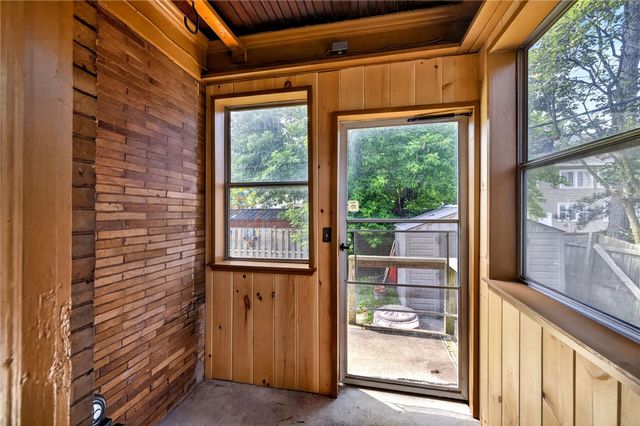 241 Brunswick St, Rochester, NY 14607