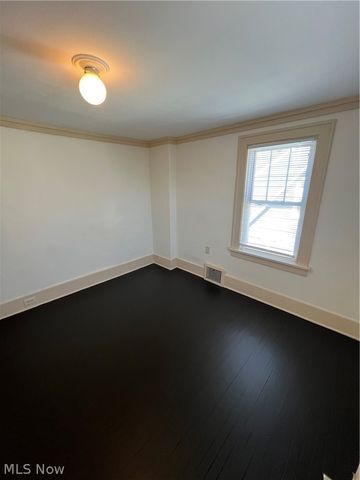 1129 Avon Street, Akron, OH 44310